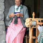 Handwerk: Stricken und Spinnen