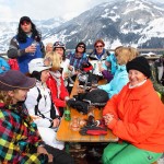 Stimmung, Tanz und Spaß bei der Zapfenbar