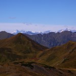 Blick über den Spielkogel zum Großglockner, rechts das Wiesbachhorn