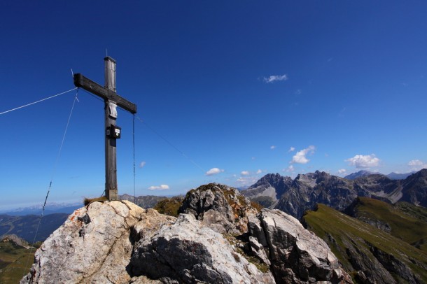 Der Draugstein (2.356 m), Blick Richtung Osten zu Faulkogel und Mosermandl