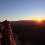 Draugstein mit seiner Nordwand bei Sonnenuntergang