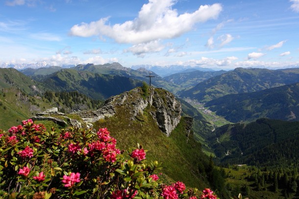 Schober mit Blick auf Großarl