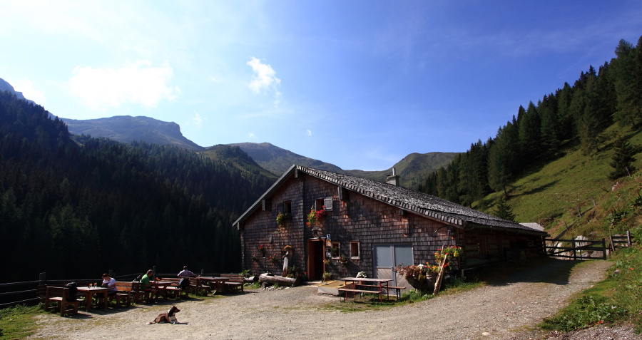 Die Harbachhütte in Hüttschlag (1.612 m)