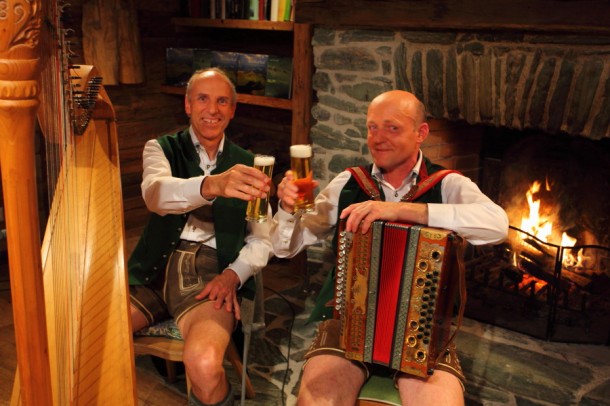 Musikanten mit Seidel Bier