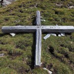 Das war wohl mal das ehemalige Kreuz der Schiedhöhe