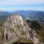 Beim Aufstieg zur Höllwand der Blick hinüber zum Sandkogel