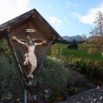 Wegkreuz beim Unterviehhausbauer. Dankend halte ich Rückschau auf einen unvergesslichen Tag.