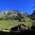 Igltalalm in der ersten Morgensonne