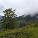 Abstieg mit Blick hinüber zur Unterwandalm