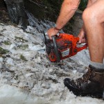 Schweres Gerät kommt zum Einsatz: Geheimwaffe "Schneesäge"