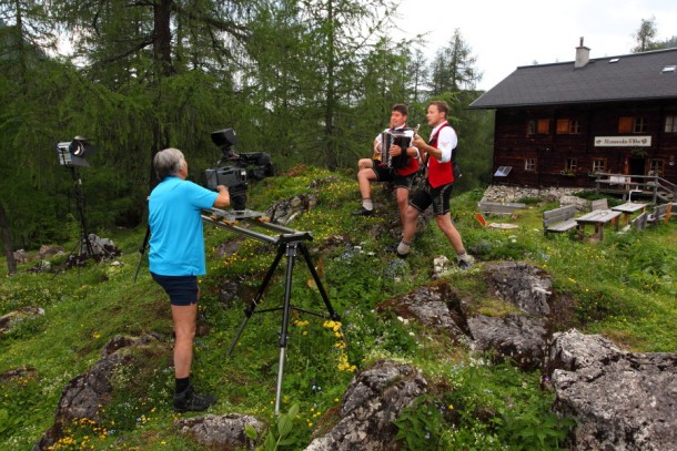 Dreh von Melodien der Berge