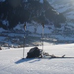 Der Almenspielplatz die "Gaudialm" liegt noch im Schatten