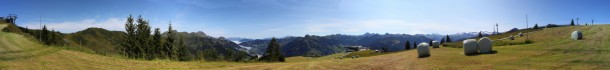 Was für ein Panoramablick an der Familienabfahrt 3 vom Kreuzkogel