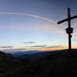 Kurz vor Sonnenaufgang am Vorgipfel des Schuhflickers