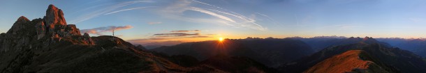 Sonnenaufgang am Vorgipfel des Schuhflickers