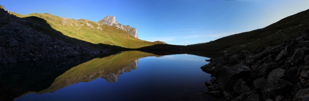 Morgens am Schuhflickersee mit Hochegg