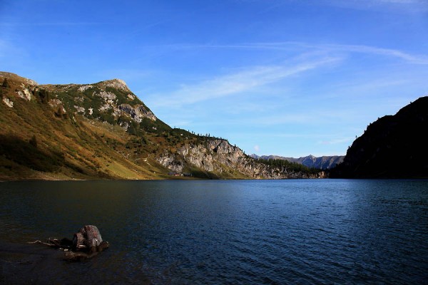 Tappenkarsee im ersten Sonnenlicht