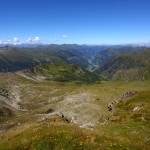 Blick hinab ins Kar der Kreealm