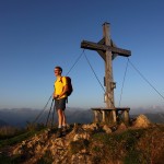 Die Sonne wird immer kräftiger. Wiesbachhorn und Glockner sind nur kaum zu sehen bei der diesigen Luft.