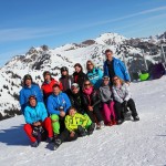 Gruppenbild mit Armin am Servus-Platzl