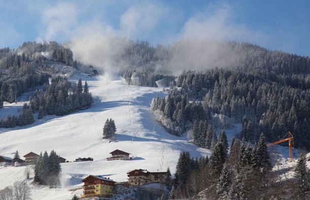 Talabfahrt Großarl, heute, Samstag, 27. November gegen 10.00 Uhr Vormittag. Neuschnee & Sonnenschein.