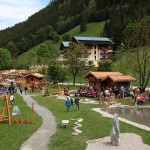 Blick vom "Gipfel" auf den Spielplatz