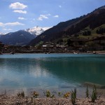 Biotop / Teich zwischen Sportanlagen und Spielplatz