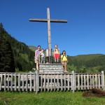 Rast am Gedenkkreuz der Großarler Bauernschützen nahe der Unterwandalm