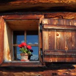 Almfenster - wer hier "auf´s Fenster" geht, muss schlank sein ;-)