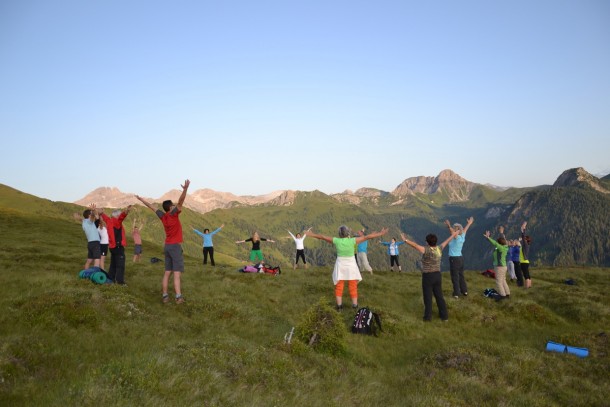 Yogawanderung im Ellmautal