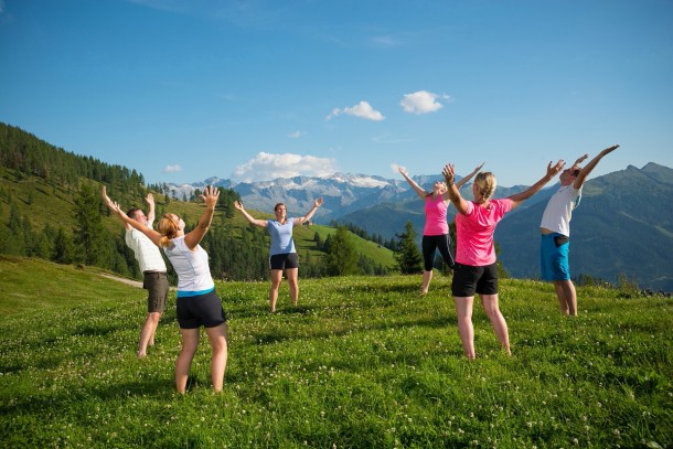 Yoga am Berg