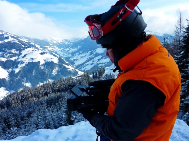 Dreharbeiten im Skigebiet, Kamerafrau Eszter